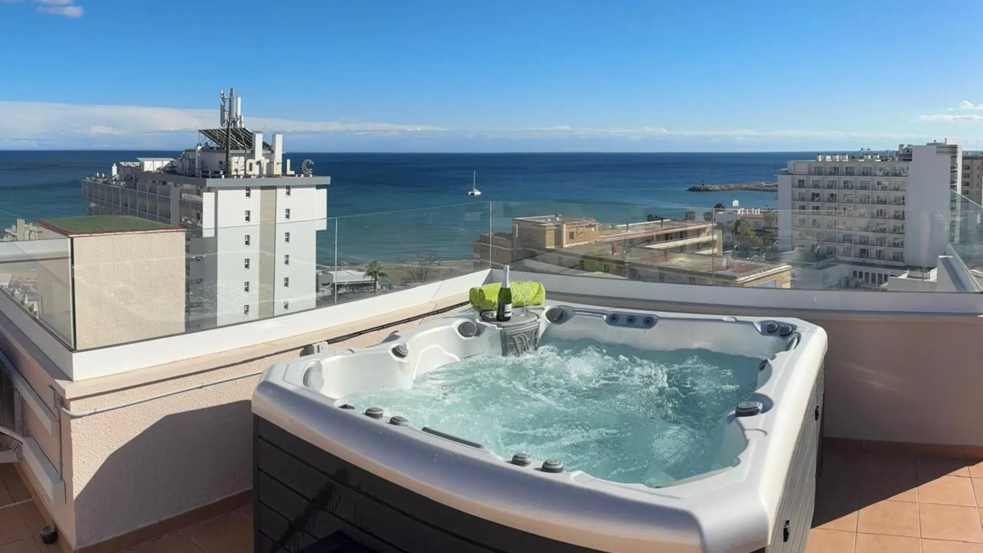 Luxury Penthouse - Torremolinos, Spain location